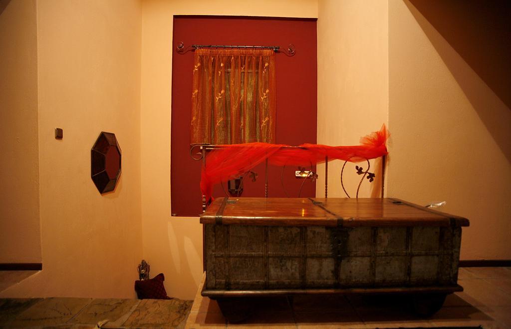 Ontas Guesthouse & Spa Arachova Bagian luar foto